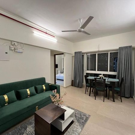 2Bhk Plus Living Room Near Nesco Malad East West Βομβάη Εξωτερικό φωτογραφία